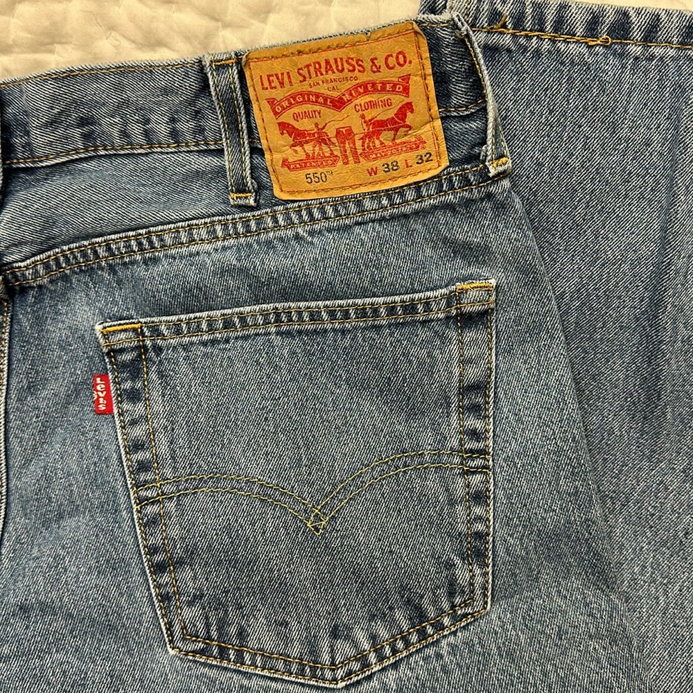 Men’s Levi’s 550 38/32